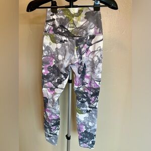 Lululemon Throwback Print Leggings